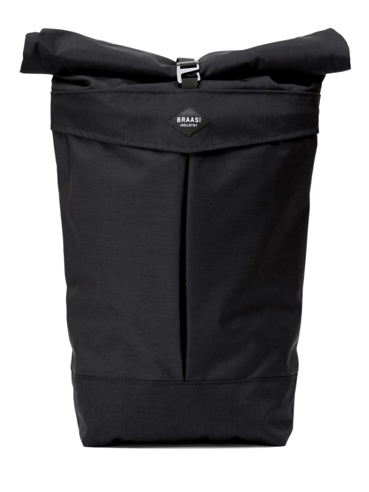 Braasi Levo water resistant backpack with two long front pockets