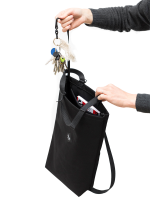 The black Braasi Canvas Bag with a practical built-in keychain to keep your keys safe