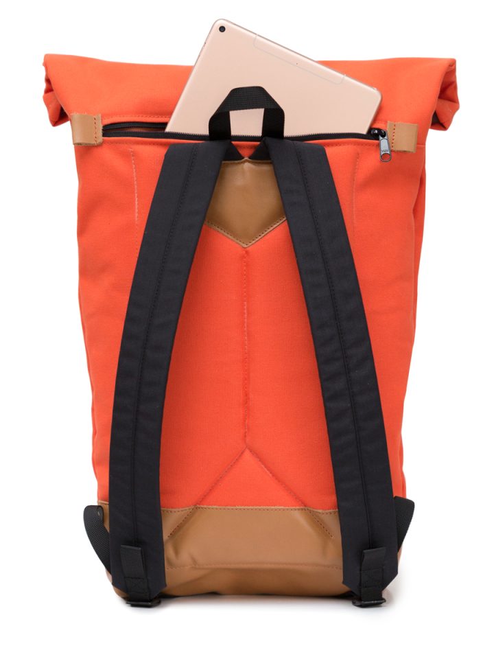 The backside of Braasis orange Foxy model with a tablet in its deep top pocket