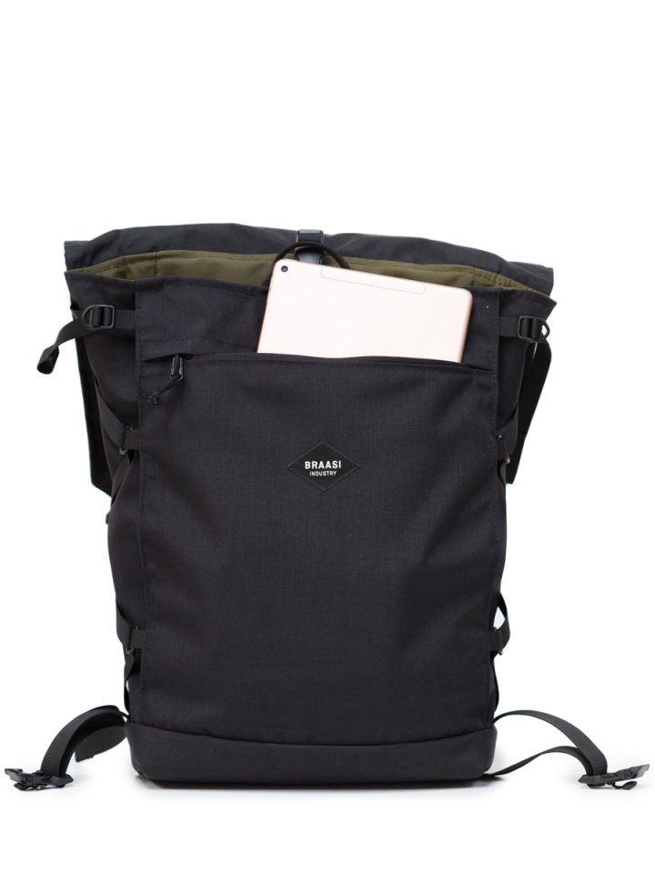 Braasi Klopista, an urban rucksack with a flap, fidlock buckles and a zipped pocket, good for keeping your things in order.
